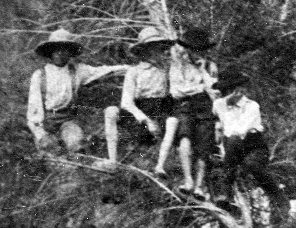 Baptism of Hattie & Bertie Helm 1907