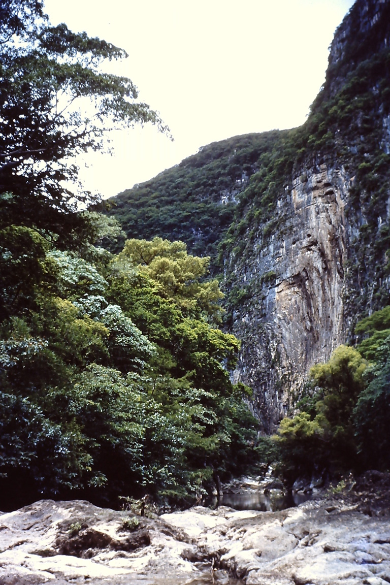 Bouquila Canyon