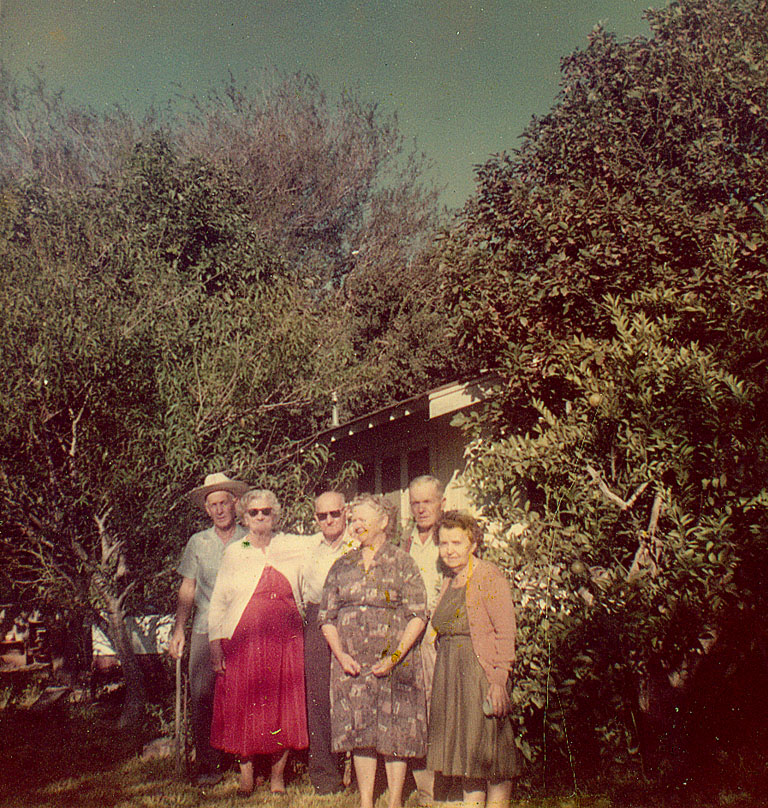 Ike Hobbs, George Hobb & wife, Minerva & Murdoch Cameron, & Gladys Bogle Derr