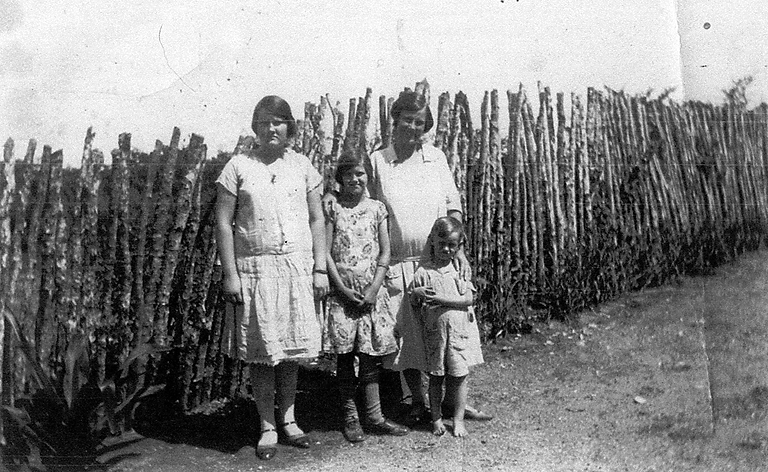 Renetta, Nevada, Bertie & Calvin Turner