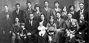 William Doc Elliott Family 1925