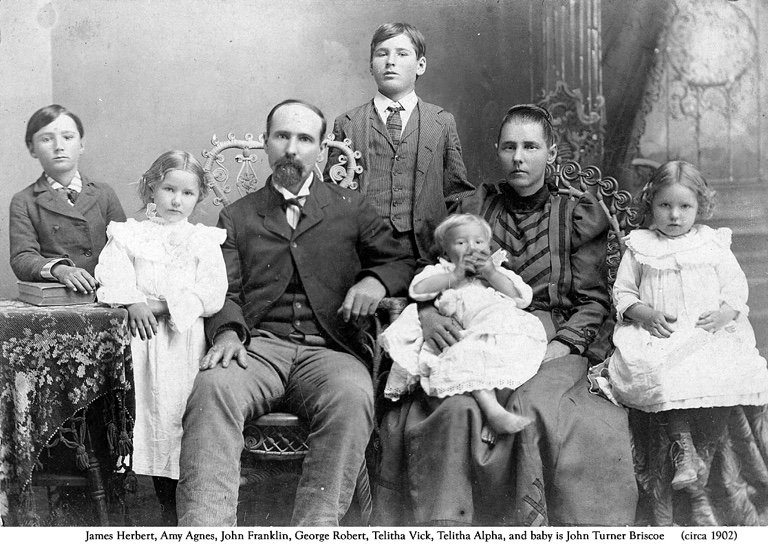 John F.Briscoe Family 1902