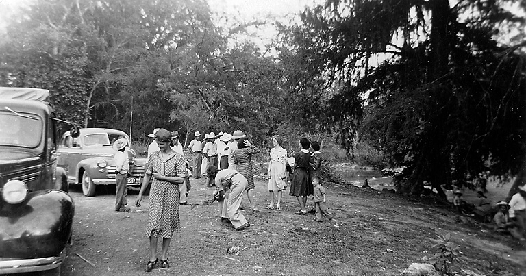 Easter Egg Hunt at Garland Worley's (Silvia Tylor)
