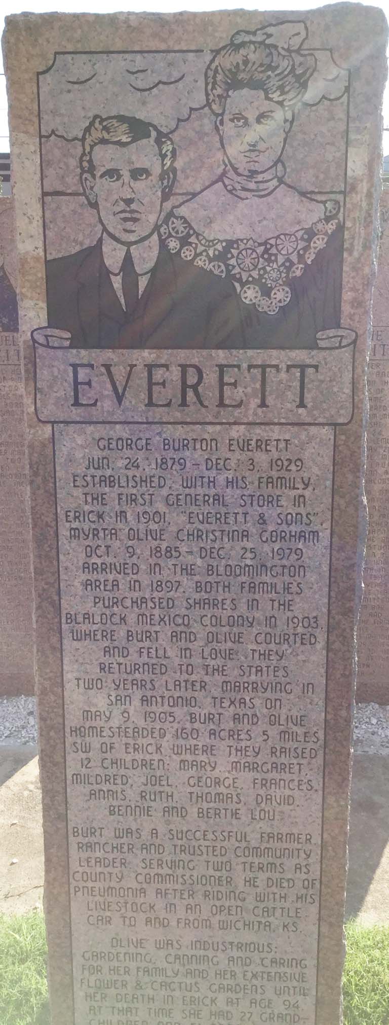 Burt & Olive Everett Monument in Mangum, Oklahoma